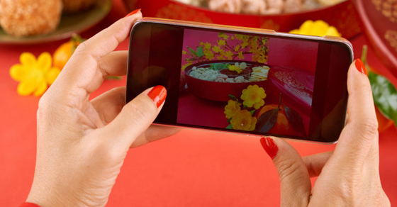 Hướng dẫn cách dọn dẹp bộ nhớ và trang trí điện thoại đón Tết